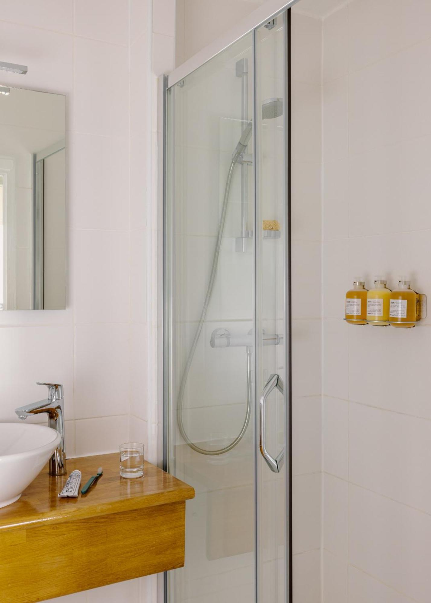 Yelo Lumiere Powered By Sonder Hotell Cannes Rum bild