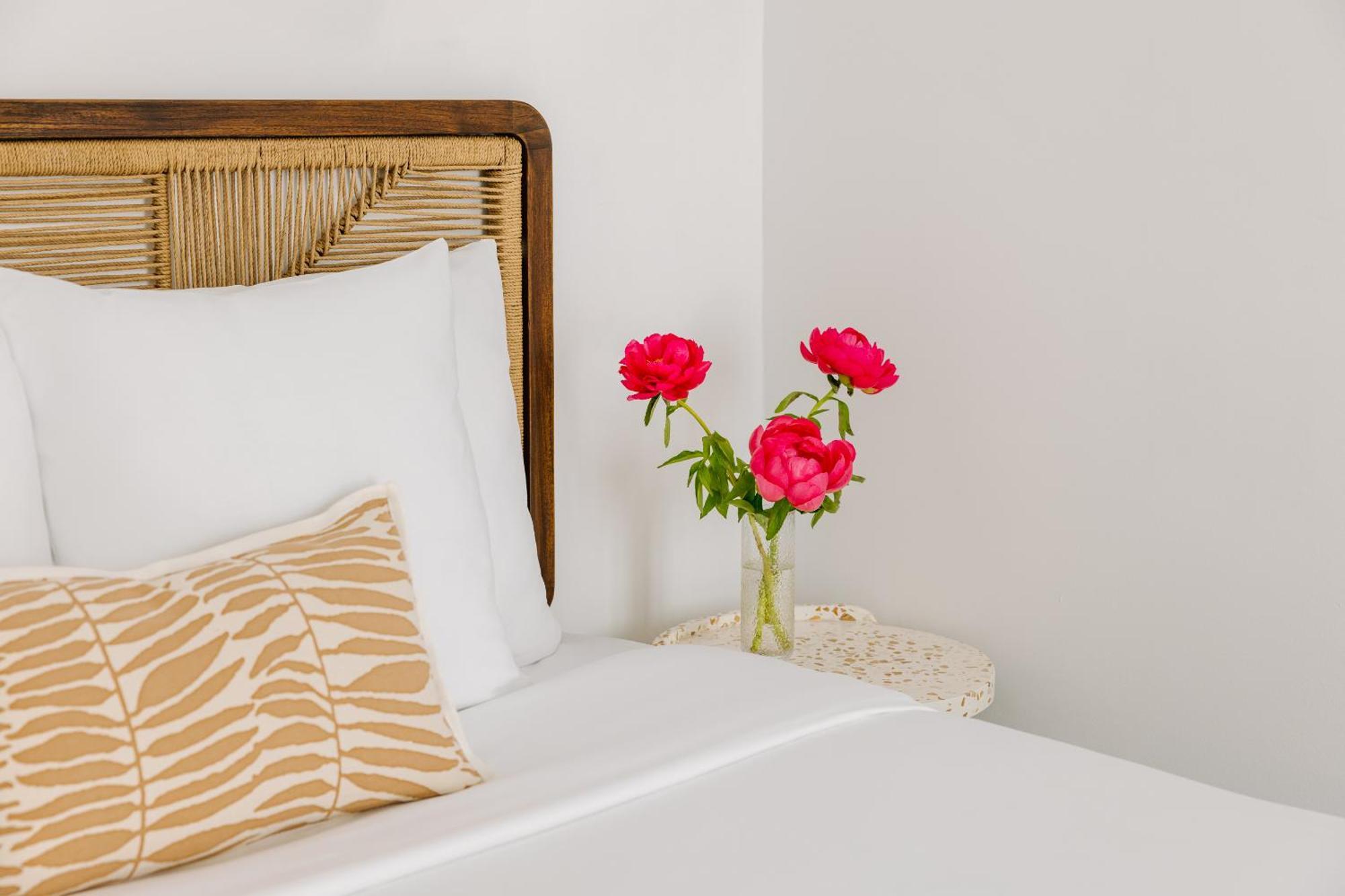 Yelo Lumiere Powered By Sonder Hotell Cannes Exteriör bild