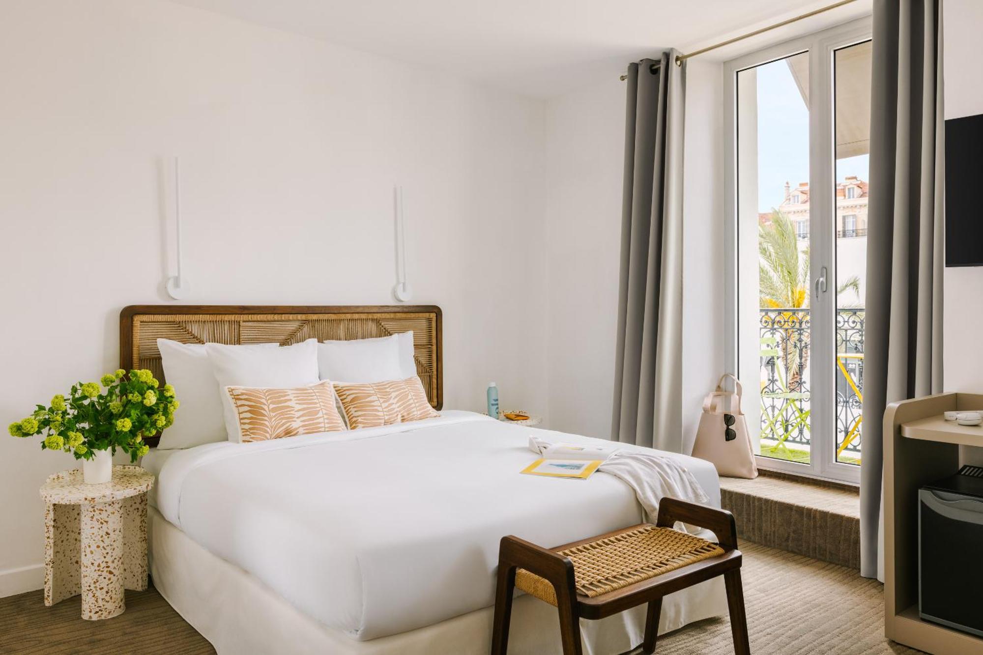 Yelo Lumiere Powered By Sonder Hotell Cannes Exteriör bild