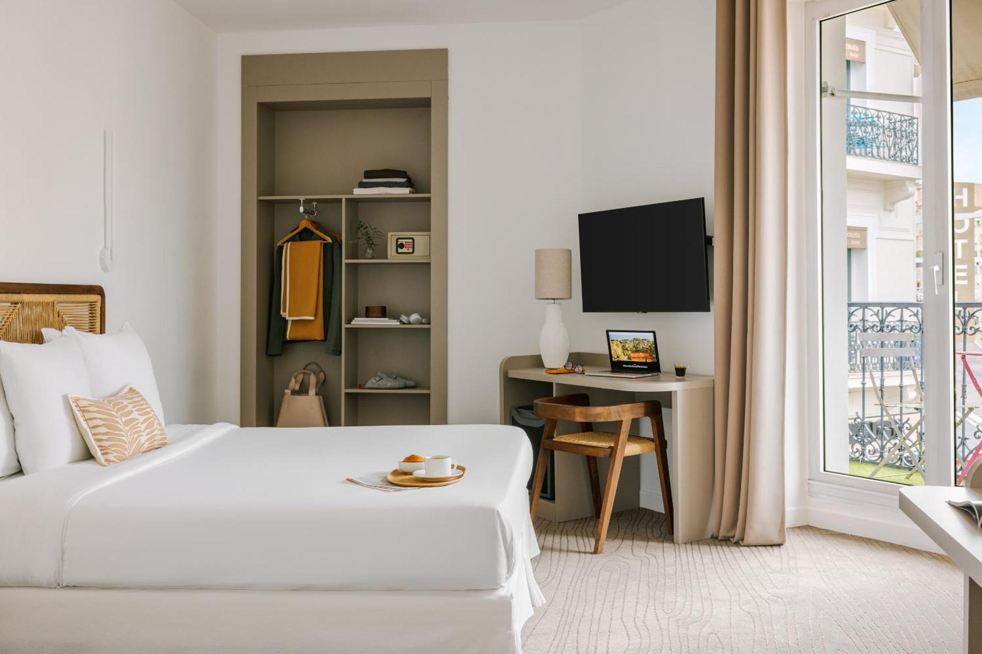 Yelo Lumiere Powered By Sonder Hotell Cannes Exteriör bild