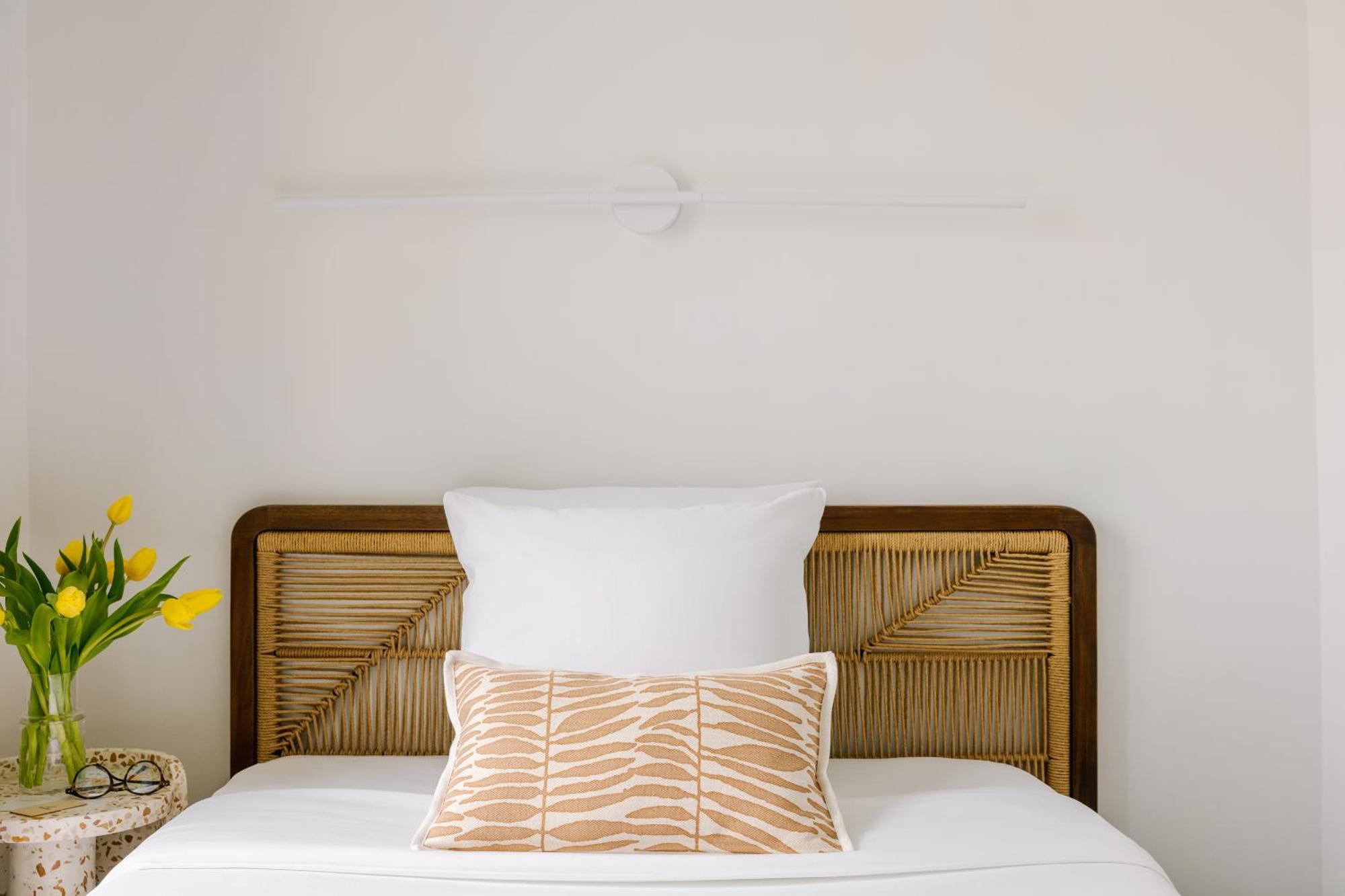 Yelo Lumiere Powered By Sonder Hotell Cannes Rum bild