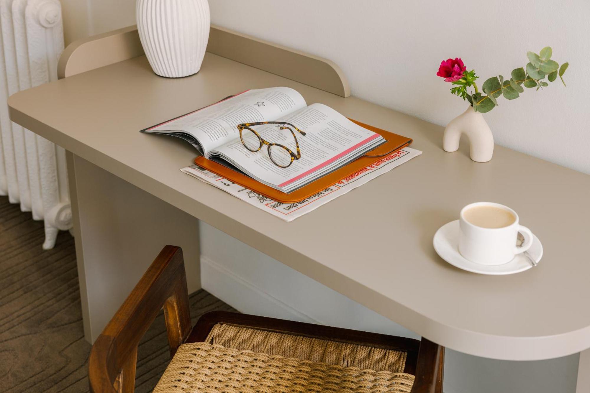 Yelo Lumiere Powered By Sonder Hotell Cannes Rum bild