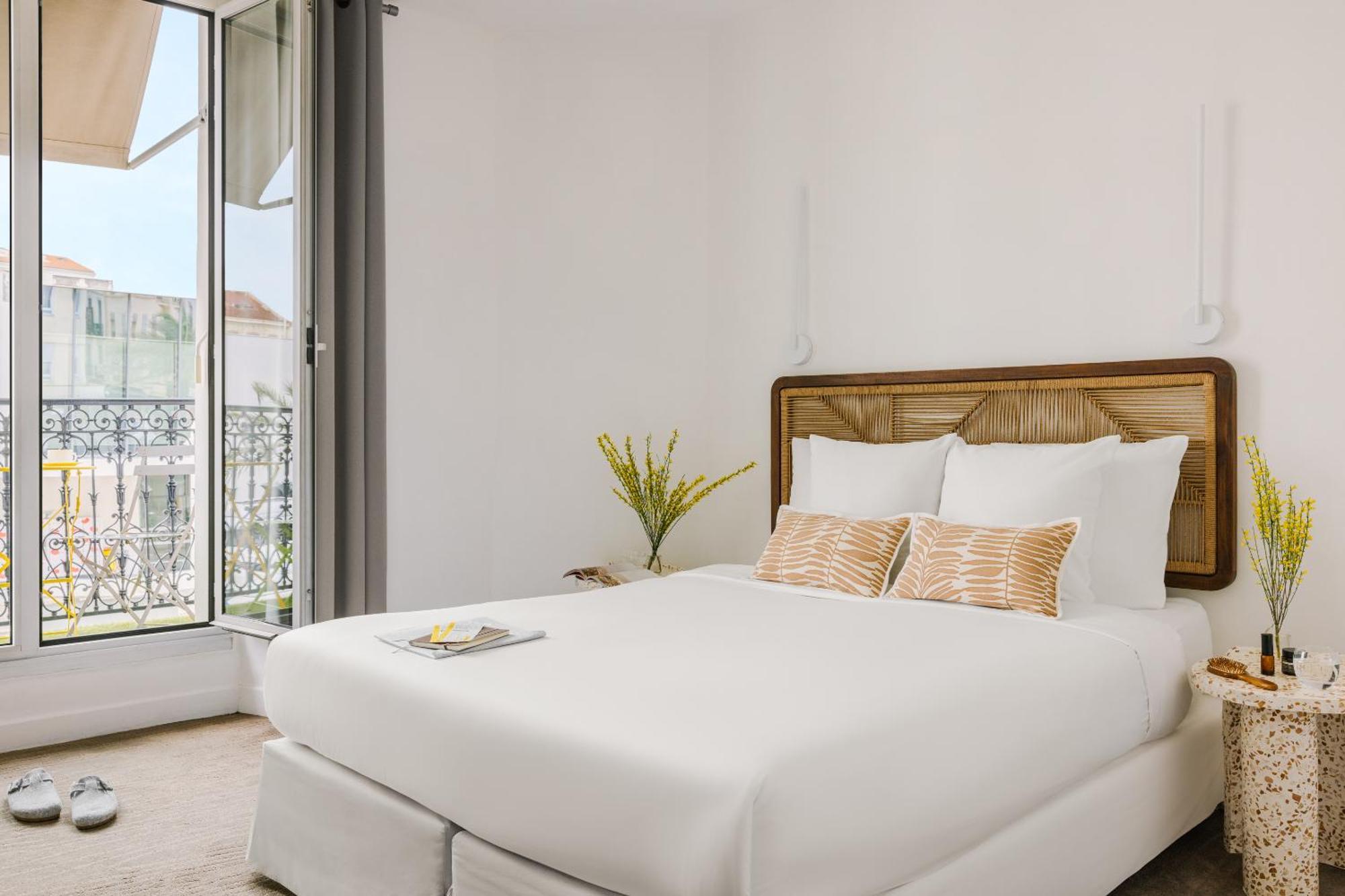 Yelo Lumiere Powered By Sonder Hotell Cannes Exteriör bild